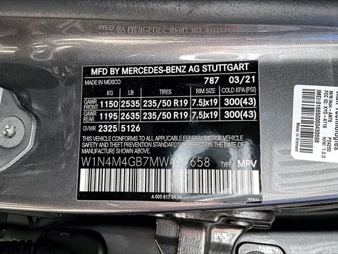 Used 2021 Mercedes-Benz GLB 250 image 16