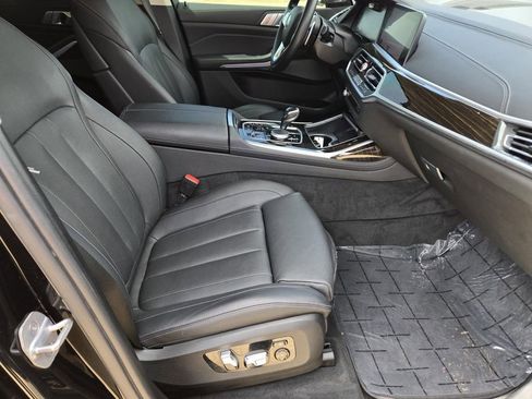 Used 2020 BMW X7 xDrive40i w/ Premium Package AWD/4WD image 30