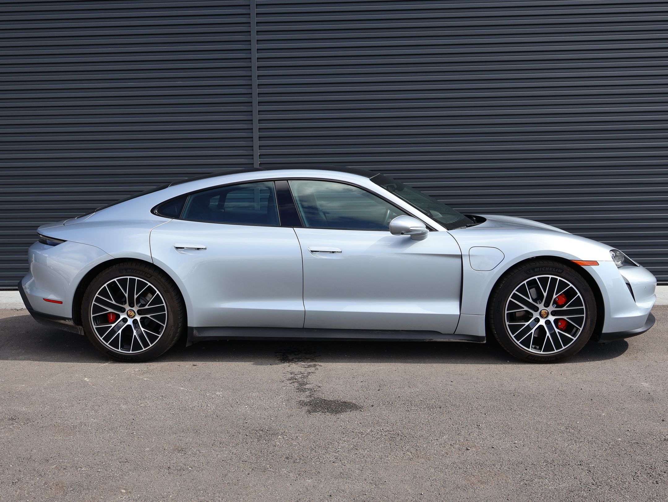 Certified 2024 Porsche Taycan 4S AWD/4WD image 11