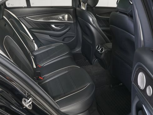 Used 2023 Mercedes-Benz E 63 AMG S image 9