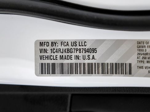 Used 2023 Jeep Grand Cherokee L Limited image 64