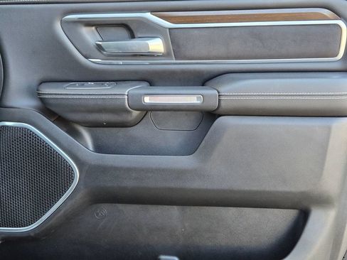 Used 2022 RAM 1500 Laramie AWD/4WD image 29