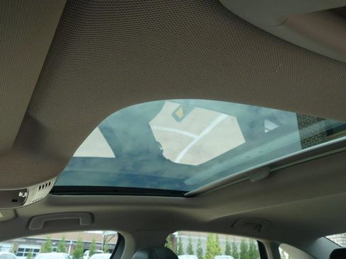 Used 2019 Volkswagen Jetta SE FWD image 26