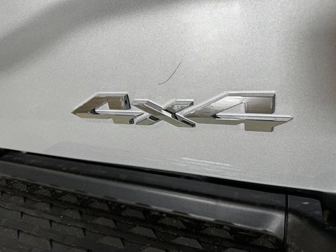 New 2026 RAM 3500 Laramie w/ Sport Appearance Package AWD/4WD image 33