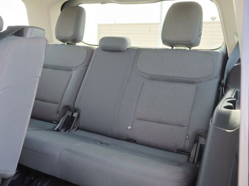 Used 2025 Ford Expedition Active image 30