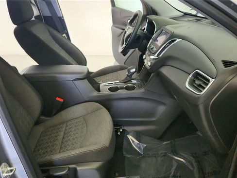 Used 2024 Chevrolet Equinox LT w/ LPO, Floor Liner Package image 36