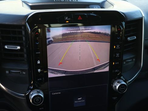 Used 2025 RAM 1500 Laramie w/ Laramie Southwest Edition image 28