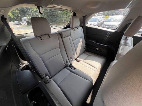 Used 2017 Honda Pilot EX-L image 11