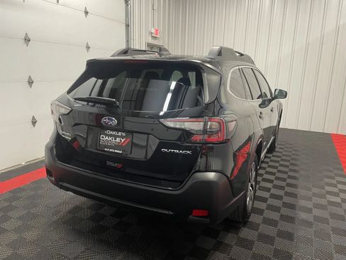 Used 2024 Subaru Outback Premium AWD/4WD image 15