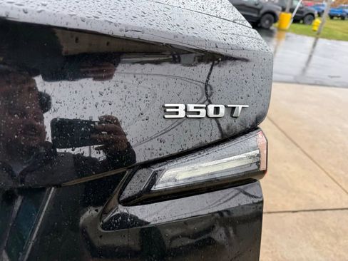 Used 2020 Cadillac XT4 Sport w/ Cold Weather Package image 18