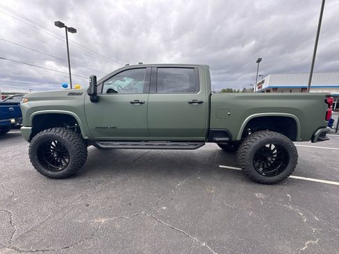 New 2026 Chevrolet Silverado 2500 LTZ w/ LTZ Plus Package AWD/4WD image 9