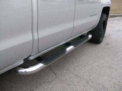 Used 2019 Chevrolet Silverado 1500 Custom w/ Custom Convenience Package image 10