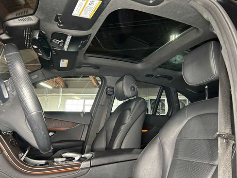Certified 2019 Mercedes-Benz GLC 350e 4MATIC image 24