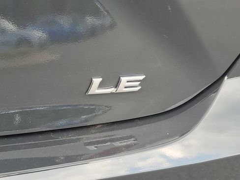 Used 2025 Toyota Camry LE FWD image 13