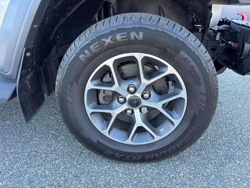 Used 2024 Jeep Wrangler Sport S AWD/4WD image 31
