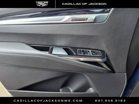 Certified 2026 Cadillac Escalade Sport w/ LPO, ONYX Package AWD/4WD image 23