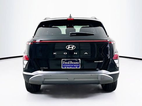 Certified 2024 Hyundai Kona Limited AWD/4WD image 7