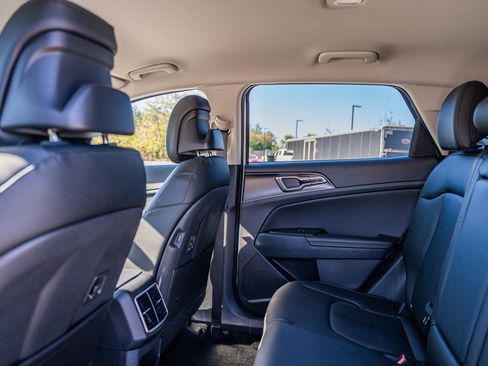 New 2026 Kia Sportage EX FWD image 13