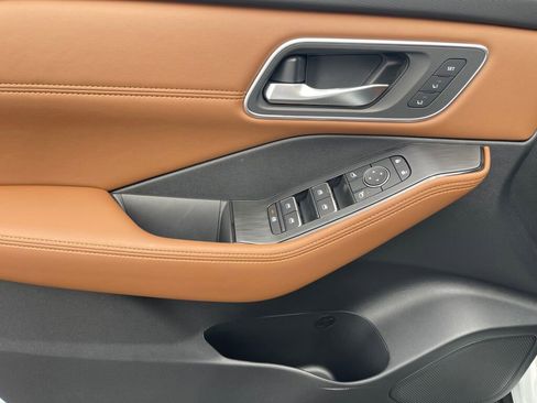 New 2026 Nissan Rogue Platinum w/ Platinum Premium Package image 7