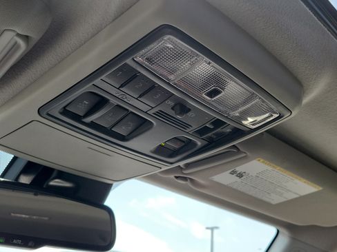 Certified 2021 Toyota 4Runner Limited AWD/4WD image 32