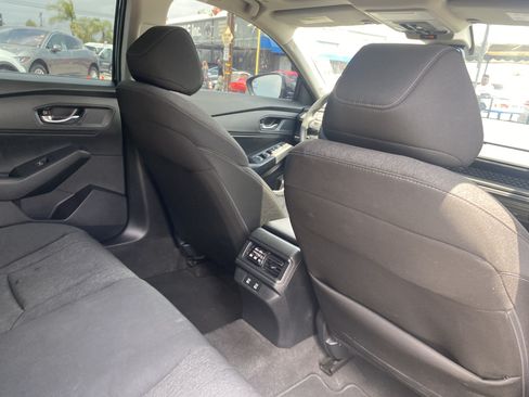 Used 2025 Honda Accord SE image 28