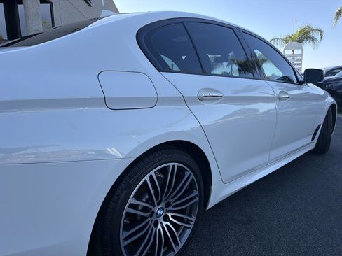 Used 2018 BMW 530i w/ M Sport Package RWD image 14