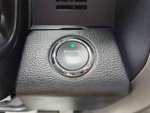 Used 2021 Ford F450 Platinum w/ FX4 Off-Road Package image 27