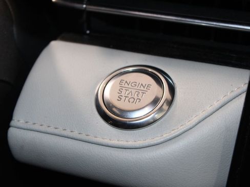 Used 2024 Lincoln Nautilus Reserve image 43