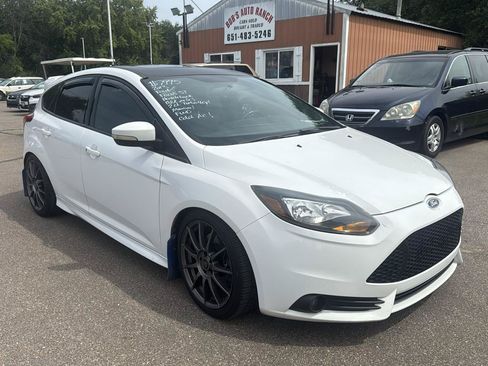 Used 2013 Ford Focus ST FWD image 3