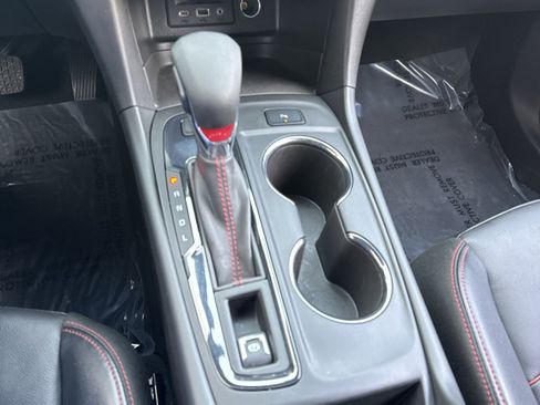 Used 2024 Chevrolet Equinox RS w/ RS Leather Package image 21