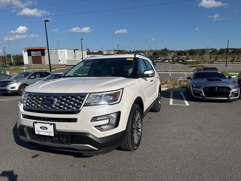 Used 2017 Ford Explorer Platinum image 7