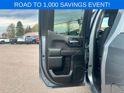 Used 2019 Chevrolet Silverado 1500 LT w/ All-Star Edition image 18