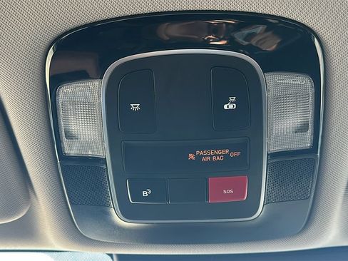 Used 2025 Hyundai Sonata SEL FWD image 30
