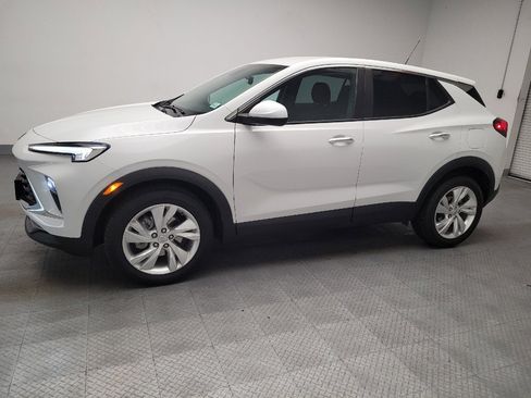 Used 2024 Buick Encore GX Preferred FWD image 2