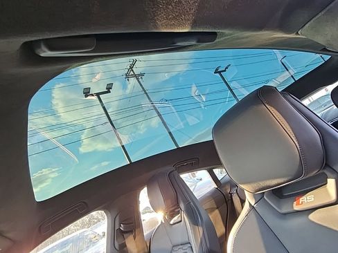 Used 2023 Audi RS e-tron GT w/ Ceramic Brake Package image 10