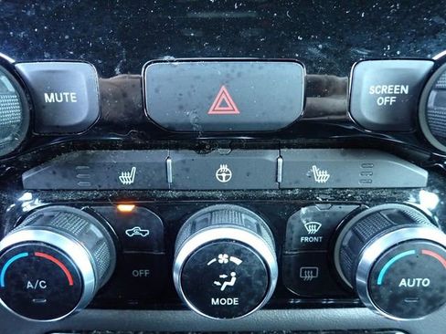 Certified 2022 RAM 1500 Big Horn image 22