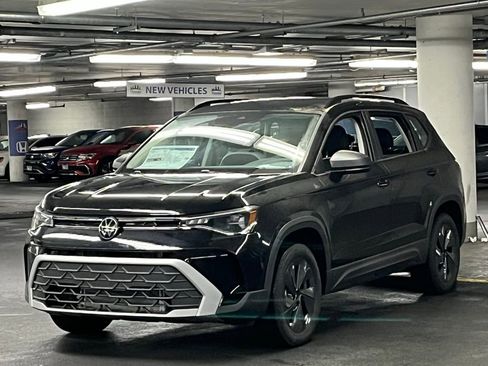 New 2026 Volkswagen Taos S FWD image 3