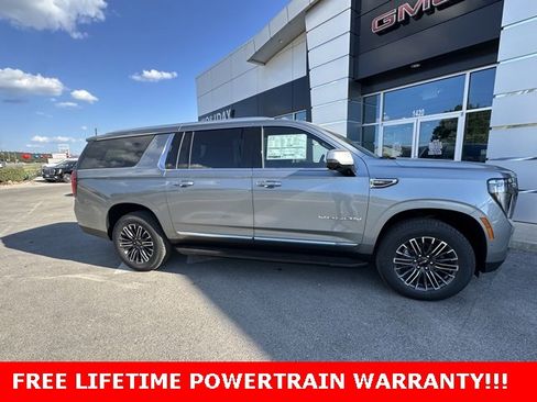New 2026 GMC Yukon XL Elevation w/ LPO, Floor Liner Package image 2