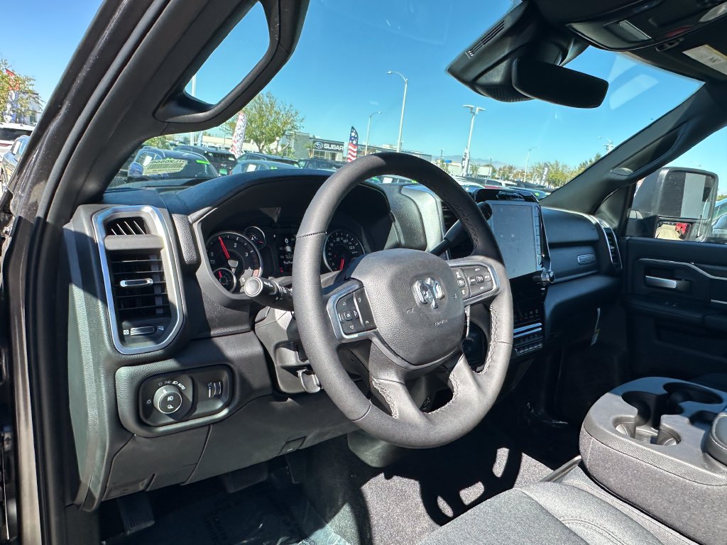 New 2026 RAM 2500 Big Horn AWD/4WD image 17