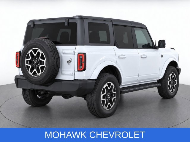 Used 2023 Ford Bronco Outer Banks AWD/4WD image 5