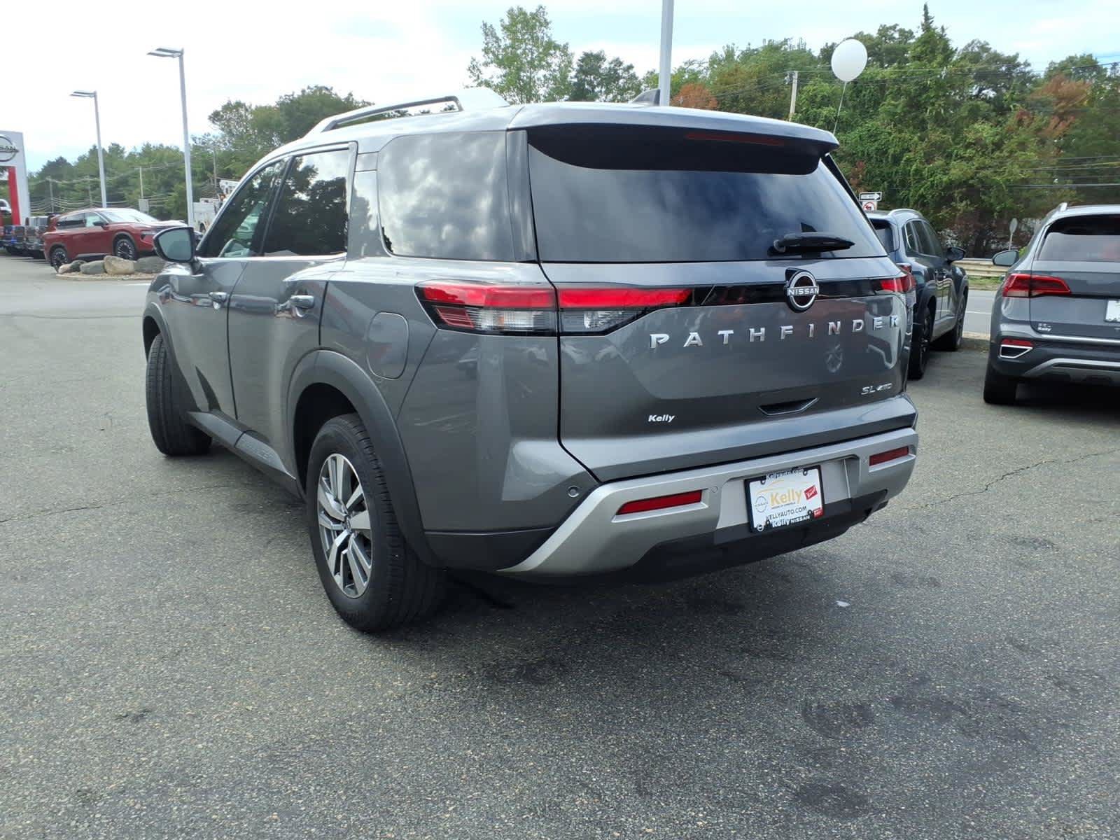 Certified 2025 Nissan Pathfinder SL AWD/4WD image 7