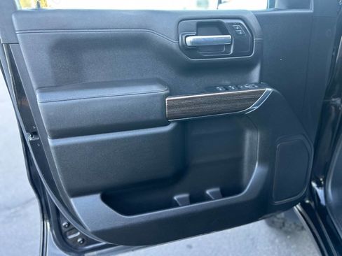 Used 2021 Chevrolet Silverado 1500 LT Trail Boss w/ Bed Protection Package image 9