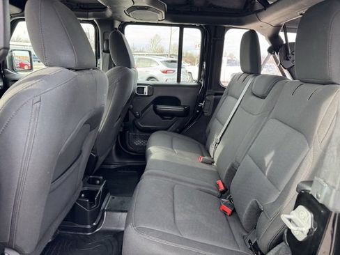 Used 2019 Jeep Wrangler Unlimited Sport image 11