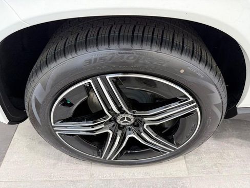 New 2026 Mercedes-Benz GLE 450 4MATIC image 3