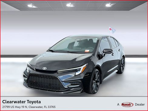 Certified 2024 Toyota Corolla SE FWD image 1
