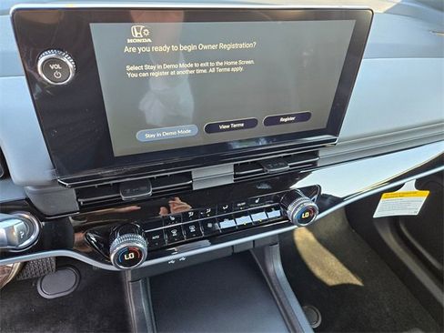 New 2026 Honda Prologue Touring image 9