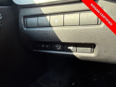 Certified 2024 Nissan Rogue SL AWD/4WD image 12