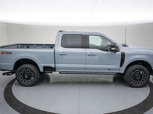 New 2026 Ford F250 Platinum image 3