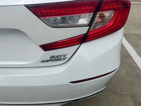 Used 2019 Honda Accord Sport image 6