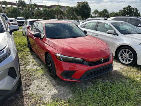 Used 2024 Honda Civic Sport image 2